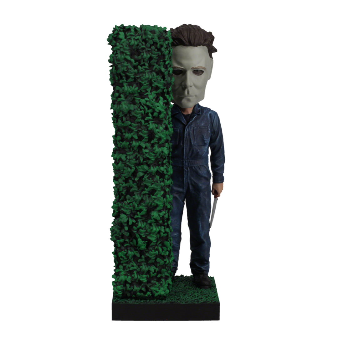 Michael Myers Behind Hedge Royal Bobbles Bobblehead – Bobbletopia